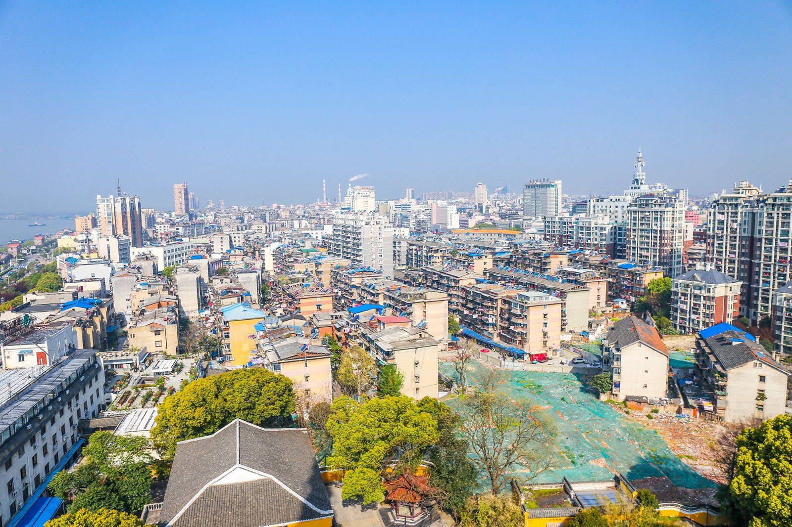 安徽阳光下的温馨故事