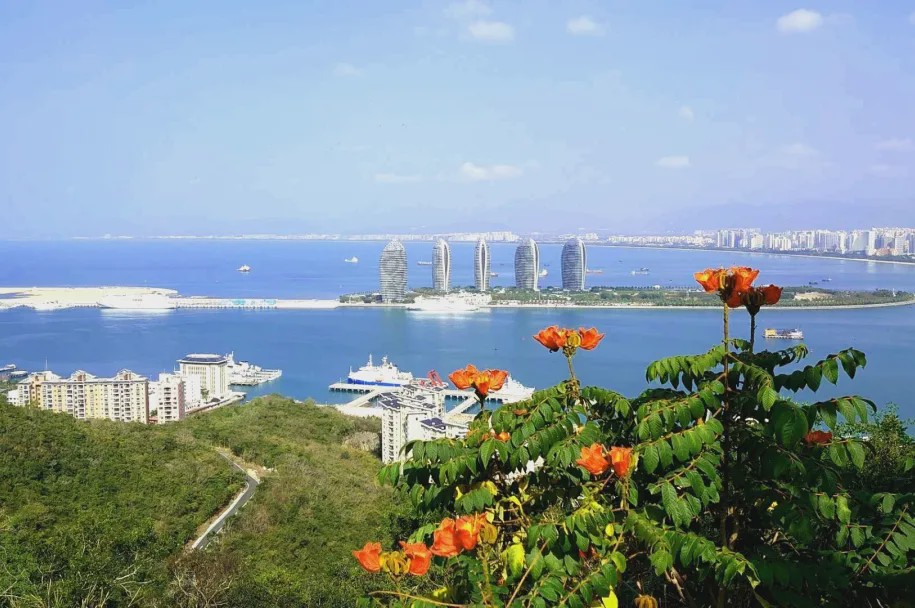 海南风情盛宴，主持人倾情开场